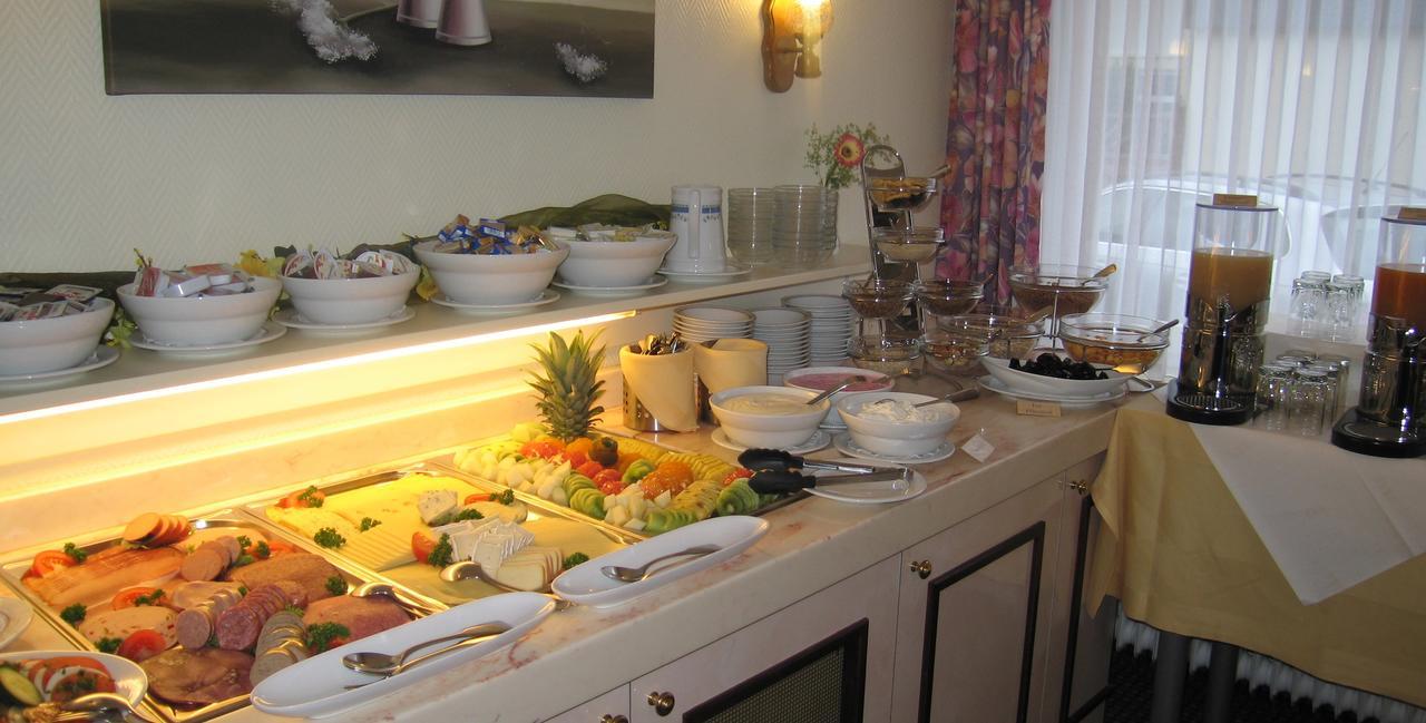 Hotel Zum Rosenteich Bad Zwischenahn Dış mekan fotoğraf